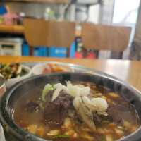 광주 해장 실내데이트 하기에 좋은 반도족발선지국