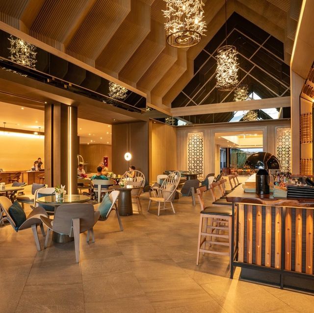 Le Meridien Khao Lak พักสบาย ริมชายทะเล พังงา