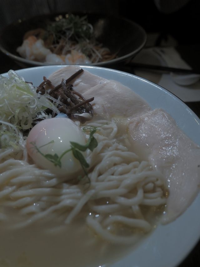 中環飯堂之川式麵館，招牌蝦球麵很出色