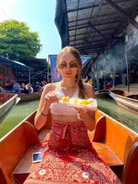 Floating market in Bangkok, Thailand 🇹🇭 