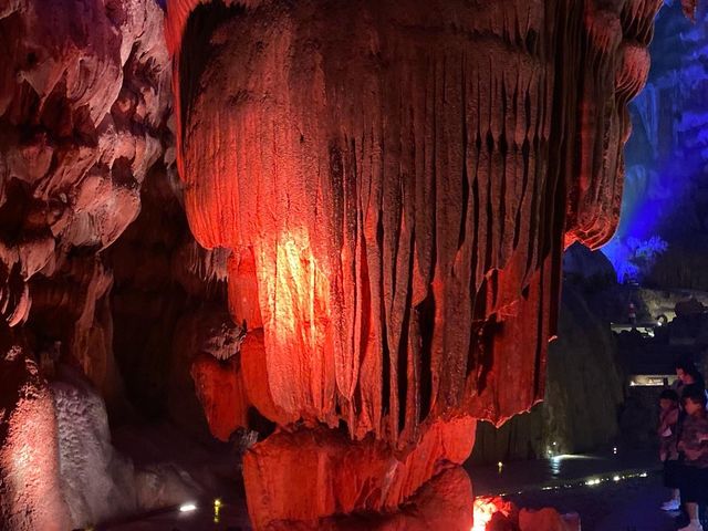 Lingshan Cave 