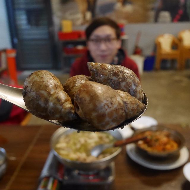 新竹湖口 龍威溫水釣蝦場 可以釣蝦也有活蝦料理可以吃唷