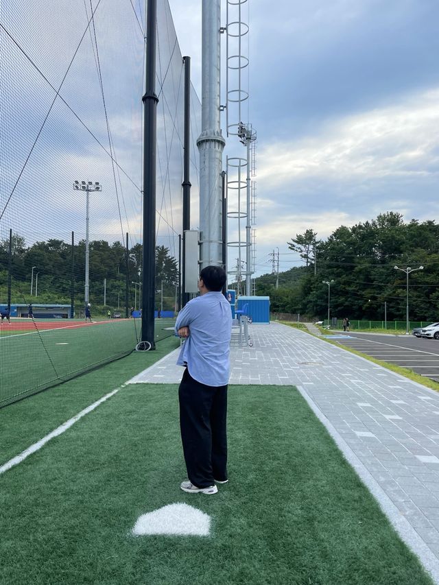 이번에 새로 생긴 "울산중구 야구장"