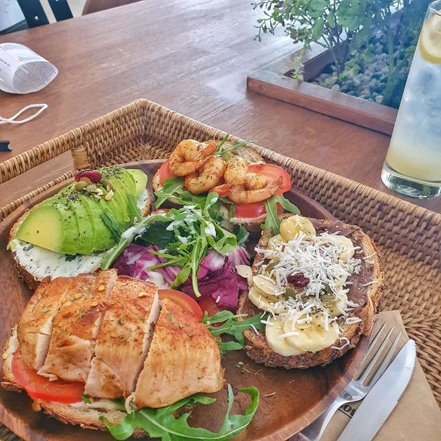 수원 핫플 행궁동 뷰맛집 샐러드카페 살루드볼