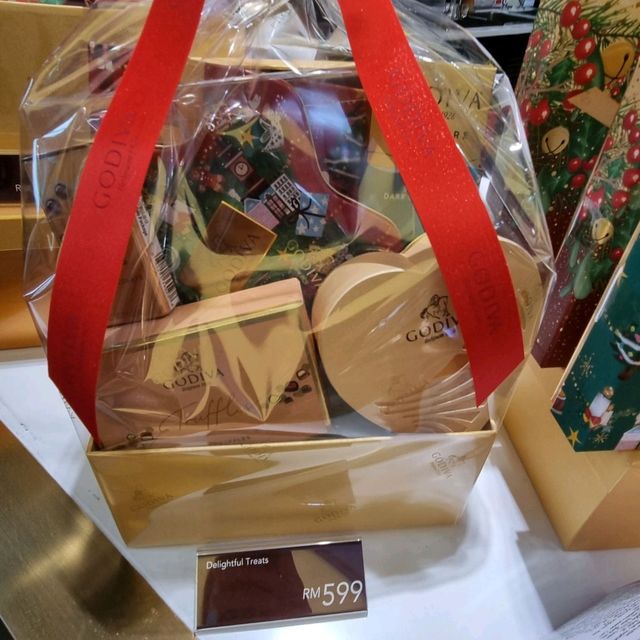 Godiva Cafe Christmas 🎄 Collection 