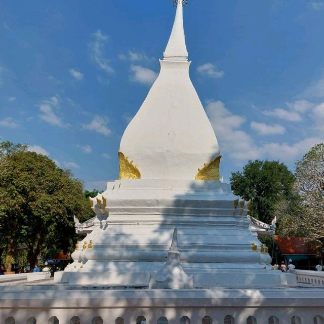 พระธาตุศรีสองรัก