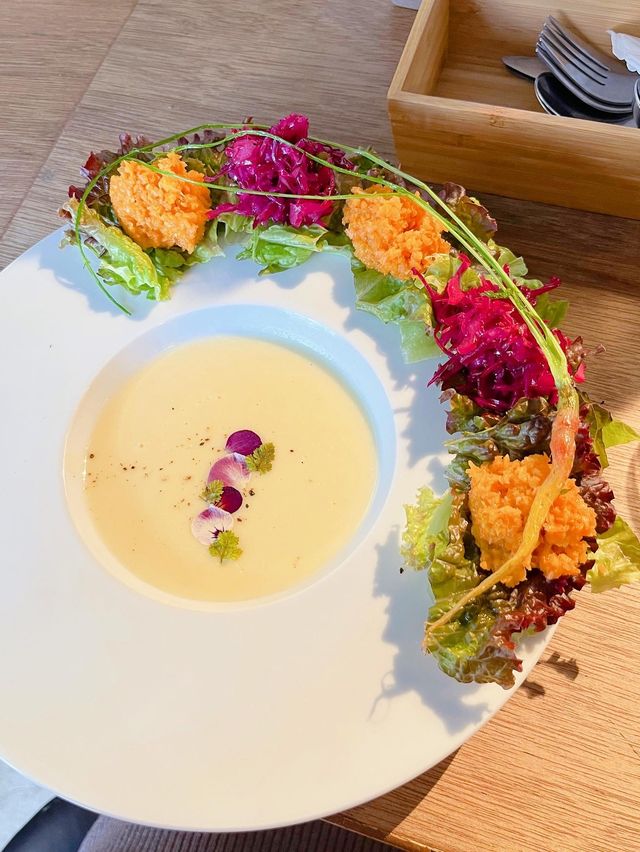 【大分グルメ】美味しいパスタと映えなサラダとスープ🥗💐