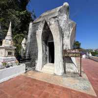 วัดพระพุทธไสยาสน์ (วัดพระนอน)  เพชรบุรี  