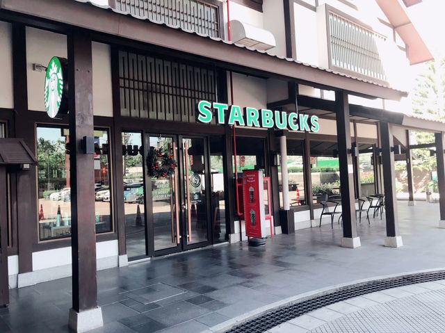 Starbucks @ J park