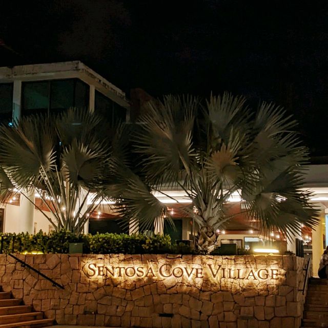 Walk @ Sentosa Cove Village