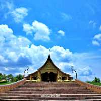ทะเลหมอกในวัดเรืองแสง อุบลราชธานี