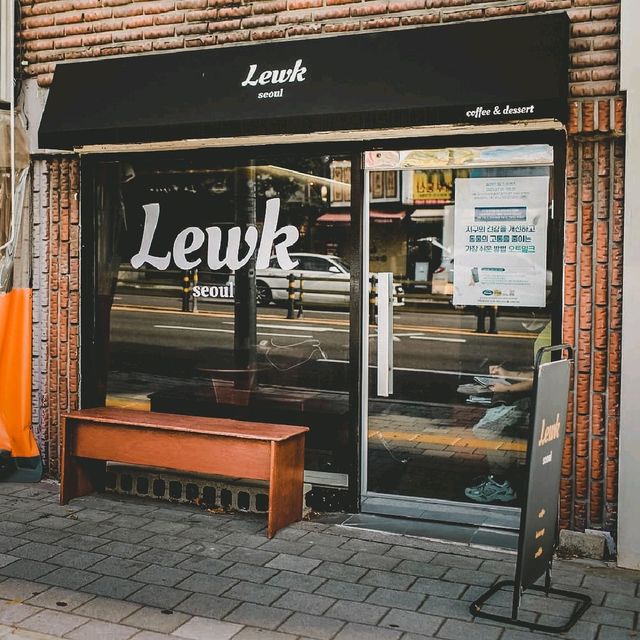 LEWK SEOUL 📍