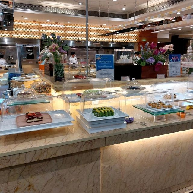旺角花月庭自助餐  食物種類多又美味