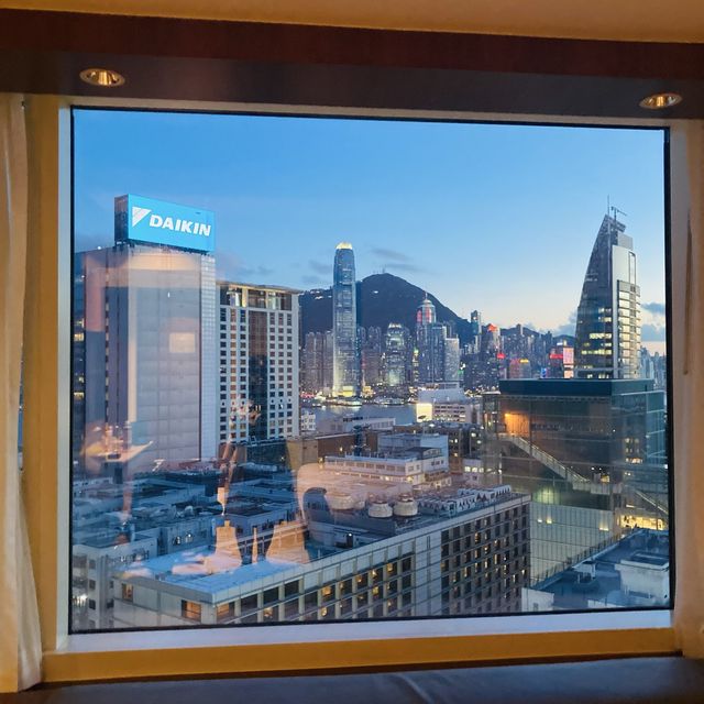 【香港Staycation】尖沙咀Hyatt Regency凱悅酒店住宿體驗分享｜飽覽維港日夜景