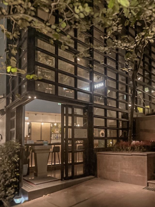 𓆰 A delicious veg-out at classy VEDA