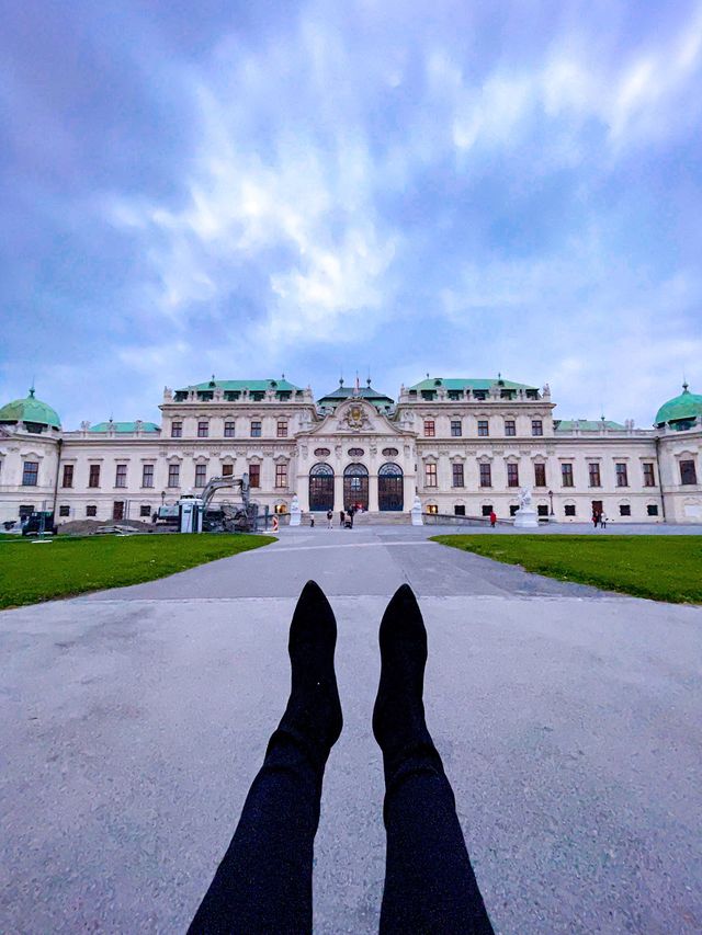 From Day to night at Belvedere Palace ☀️🌚 