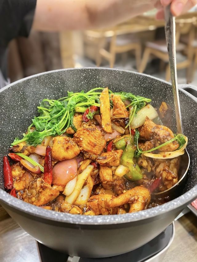 觀塘惹味麻辣雞煲🍲
