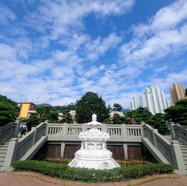 從鬧市中尋找安寧 南蓮園池
