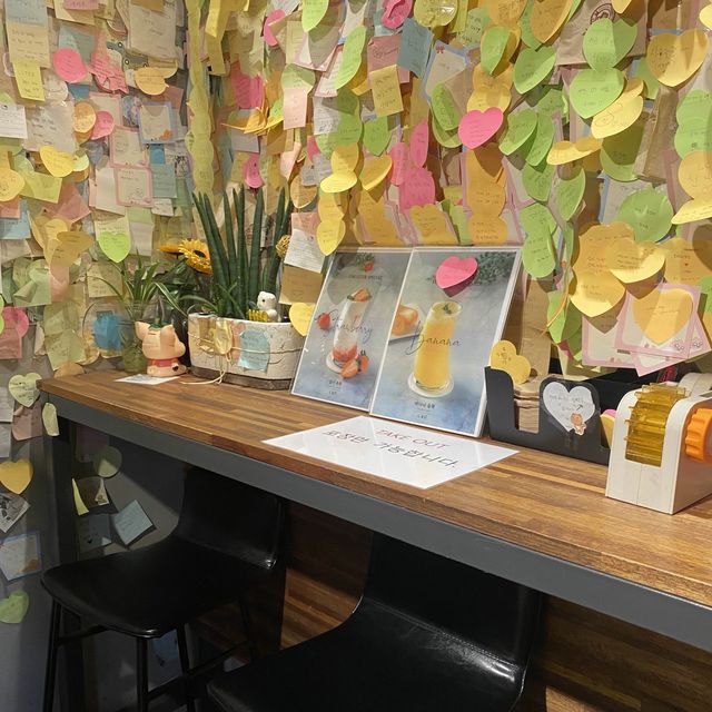 Tasty coffee and tea shop in Suwon