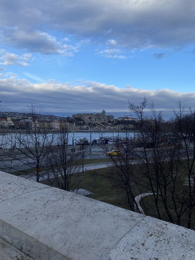 Get the ✨best✨ view to the Buda Castle