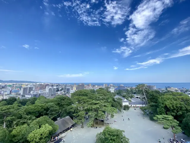 晴れた日の小田原城