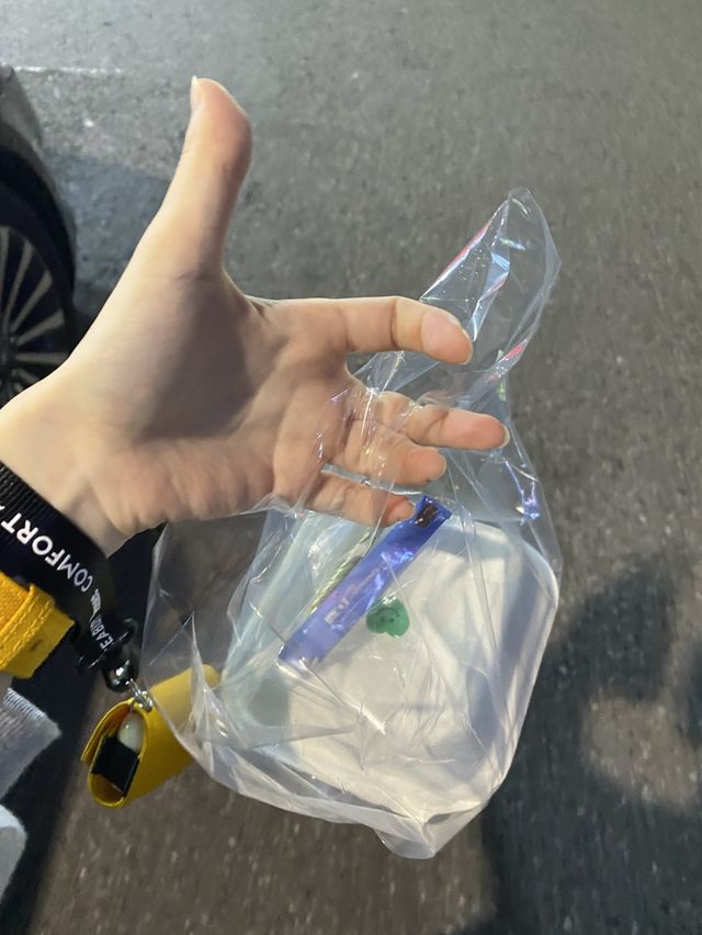 서울여행 달콤퐁당 고대점: 주문제작 도시락케이크를 만나볼 수 있는 곳