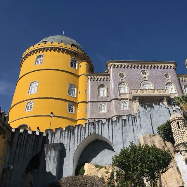 포르투갈 신트라 산꼭대기에 있는 궁전 [페냐성]