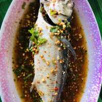 ฟ้าสวย นำ้ใส อาหารอร่อย