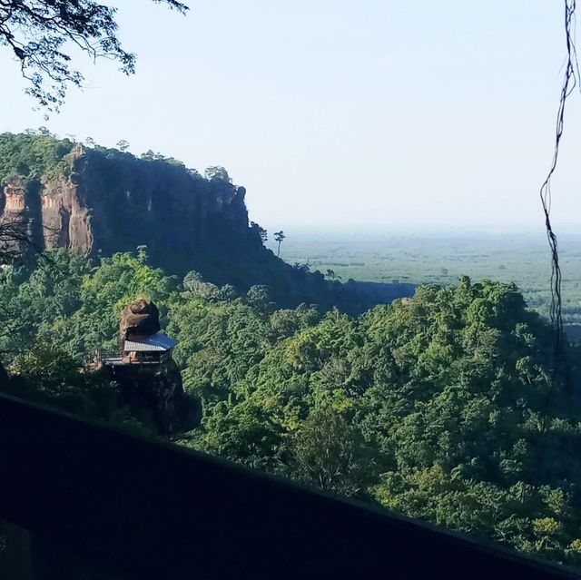 ปีนบันได @ภูทอก บึงกาฬ