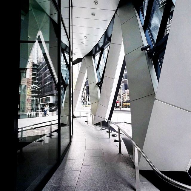 Famous Buildings In Finanicla District(LDN)