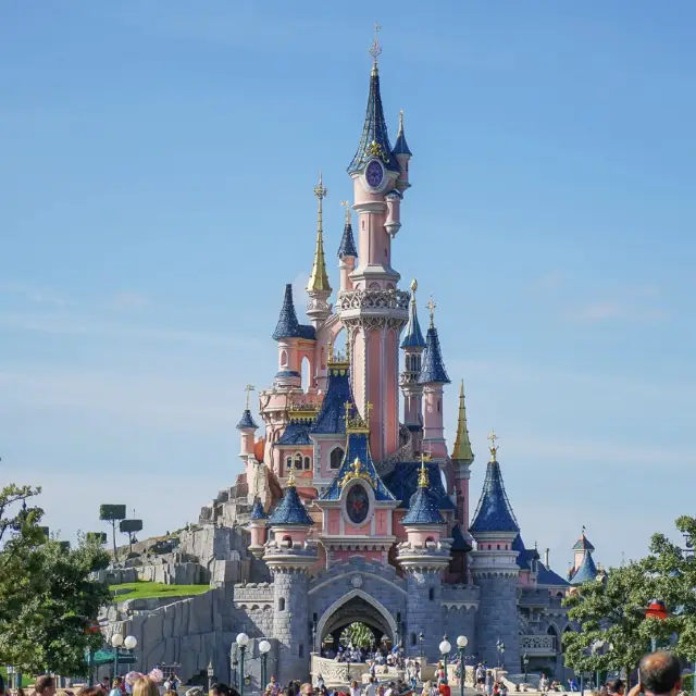 巴黎🇫🇷迪士尼🤩全世界最浪漫😍嘅城堡～
