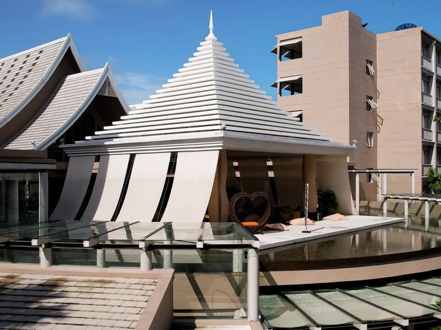 Grand mercure patong ที่พักสุดเลิศใจกลางป่าตอง💚