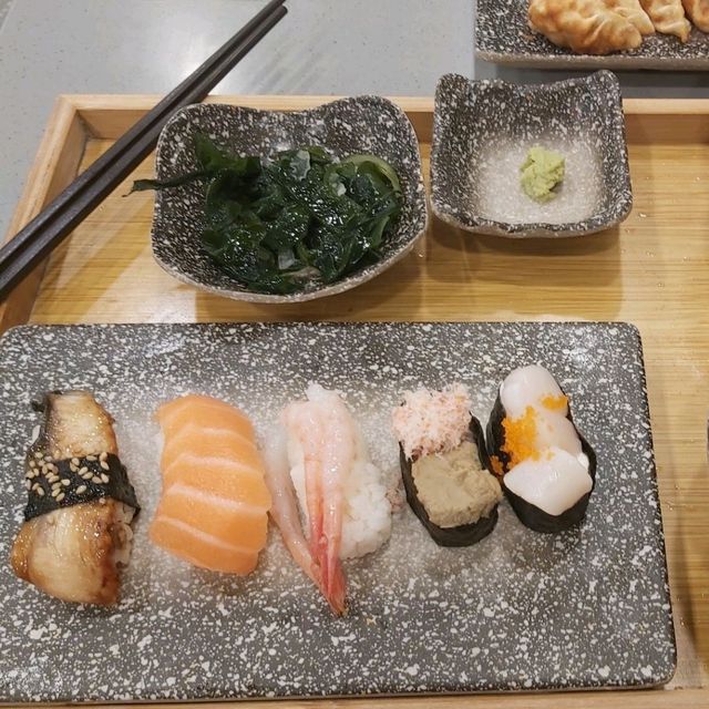 饗樂町🍣