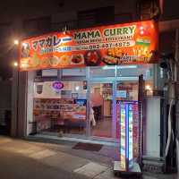 『福岡市』ほんのり甘いナンと濃厚カレーがクセになる❤「ママカレー」