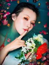 祝我生日快樂！送自己一輯浴缸生日照 