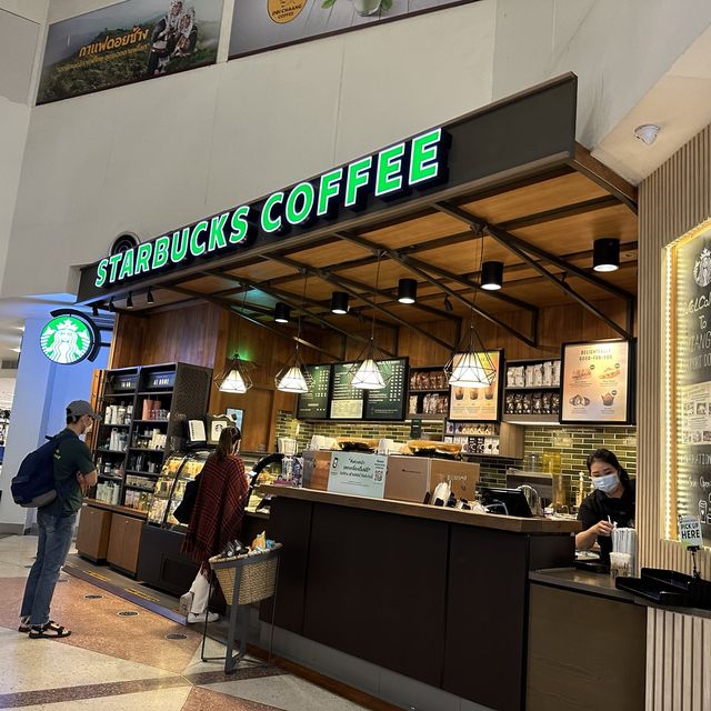 Starbucks สาขาสนามบินเชียงใหม่
