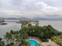 Golden staycation experience 