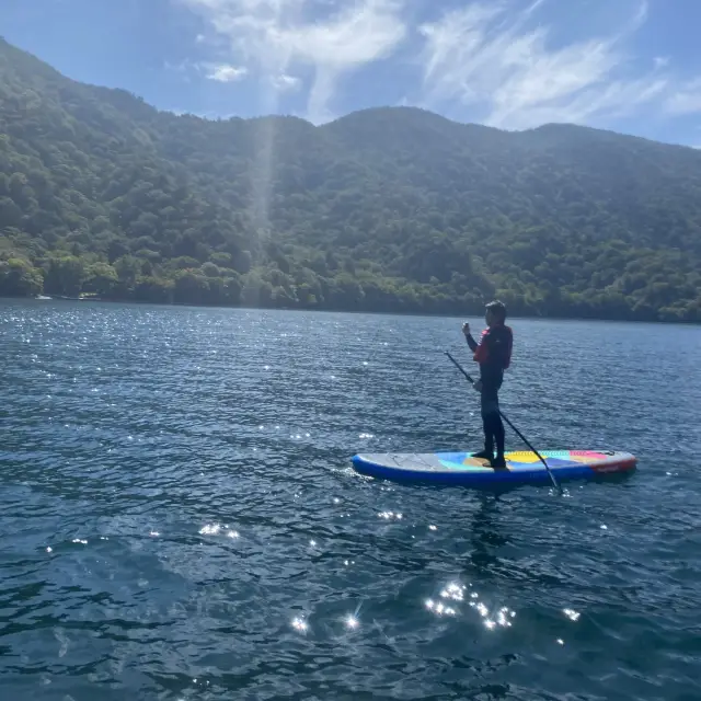 【栃木 日光】まるで空中散歩！透明度抜群の中禅寺湖でSUP体験！