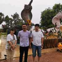 วังแสนมนต์ตรา ลานธรรมองค์ปู่ดำแสนจันทรานาคราช