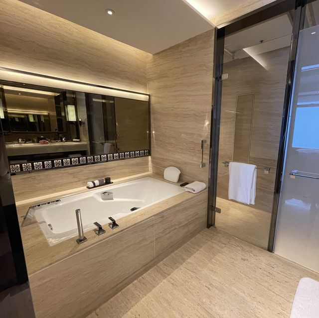 香港最高の酒店｜景色要睇運氣｜Ritz Carlton Hong Kong