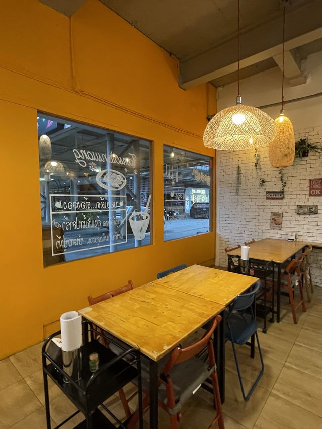 นนทบุรีมีร้านส้มตำนัวๆทราบแล้วเปลี่ยน