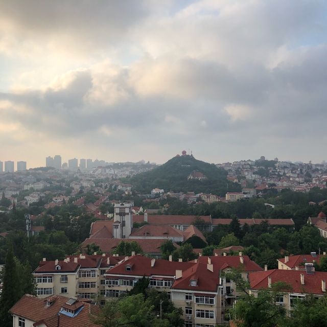중국의 넘사벽 스케일! 칭다오 빌딩들의 야경뷰 ✨ 