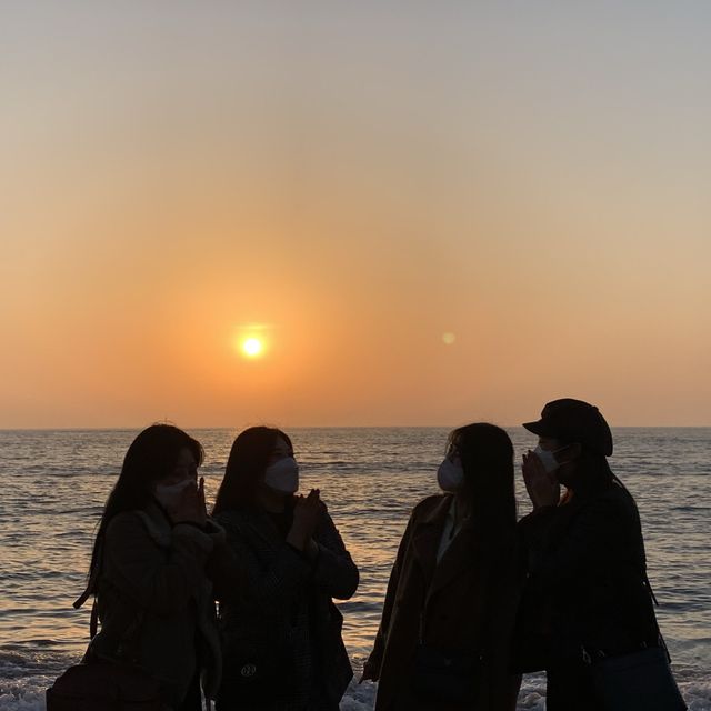 노을하면 영종도 아니겠습니까⛱️ 청춘 가득한 인생샷 찍을 수 있는 인천 영종도 마시안 해변