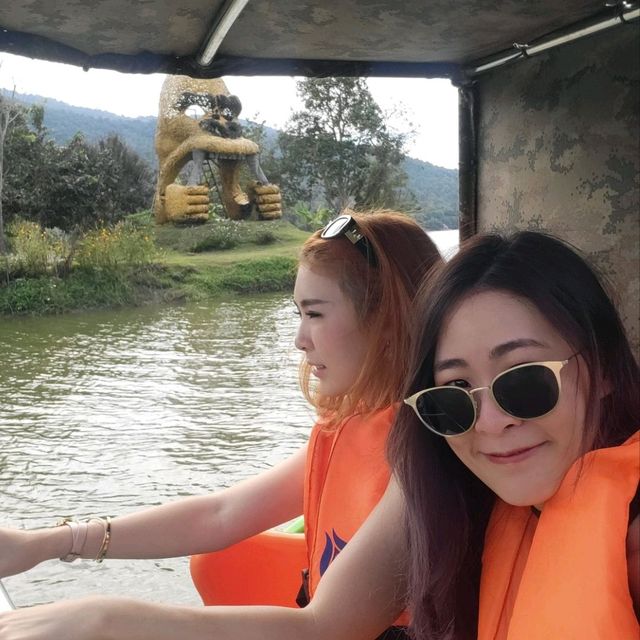 พามาที่ฟาร์มแกละ และกอลิล่ายักษ์ที่ ห้วยตึงเฒ่า