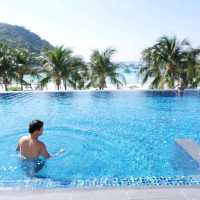 🏝푸켓 허니문 리조트 더라차-수영장