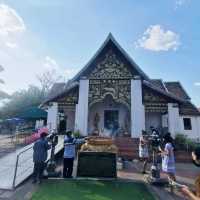 สักการะวัดพระธาตุเขาน้อย ชมวิวเมืองน่าน ปีใหม่ไทย