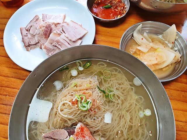 서울 최고 평양냉면 맛집. 필동면옥