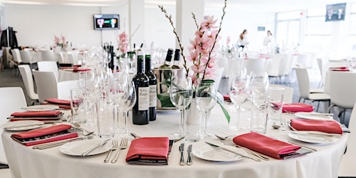 Cheltenham Festival Hospitality 2025 - Silks | Cheltenham Racecourse