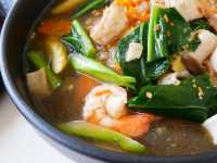 คาเฟ่ริมสระน้ำ สาขาใหม่แถวเขารัง