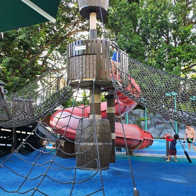 Shangri-La Singapore, Splash Zone